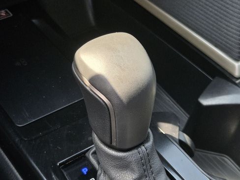 Used 2025 Toyota Camry SE FWD image 21