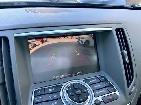 Used 2012 INFINITI G37 Journey w/ Premium Pkg image 25