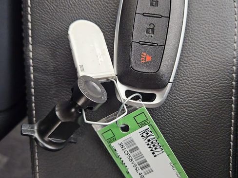 New 2025 Nissan Kicks Play S image 28