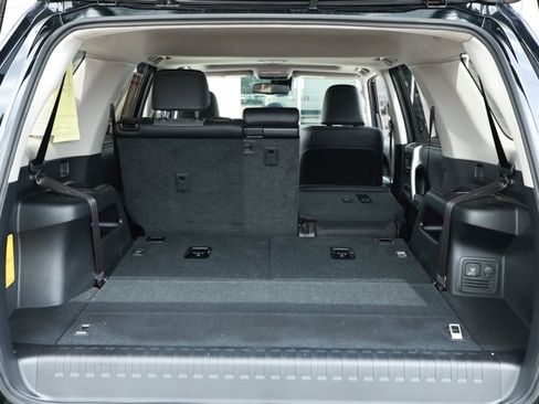 Used 2023 Toyota 4Runner SR5 Premium w/ Moonroof Package RWD image 11