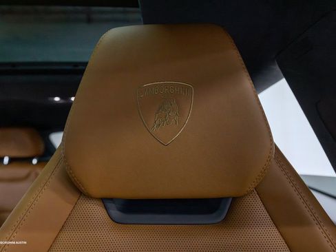 Used 2025 Lamborghini Urus S AWD/4WD image 33