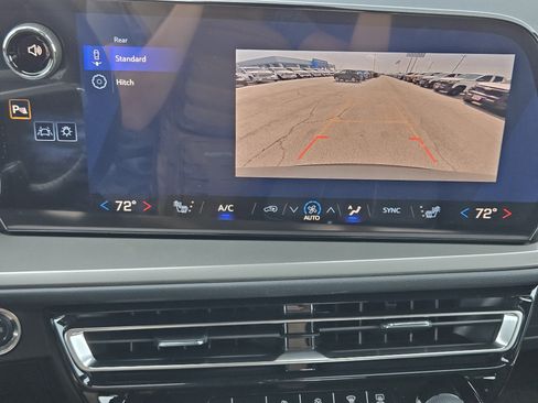 New 2026 Chevrolet Traverse LT FWD image 13