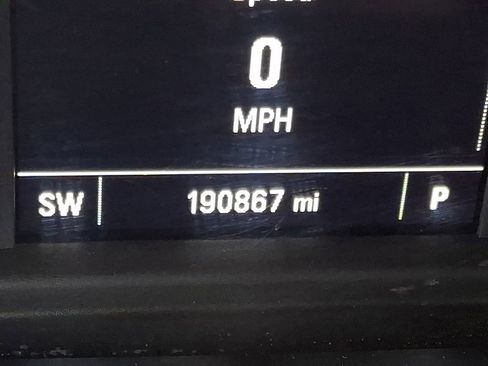 Used 2020 Chevrolet Silverado 2500 Custom w/ Custom Value Package image 20