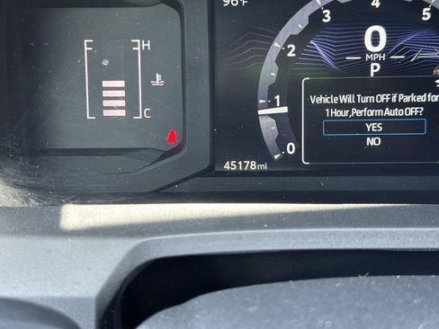 Used 2025 Toyota Tacoma SR AWD/4WD image 28