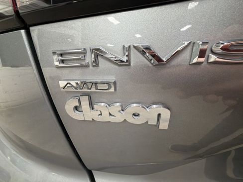 Used 2023 Buick Envision Essence image 29