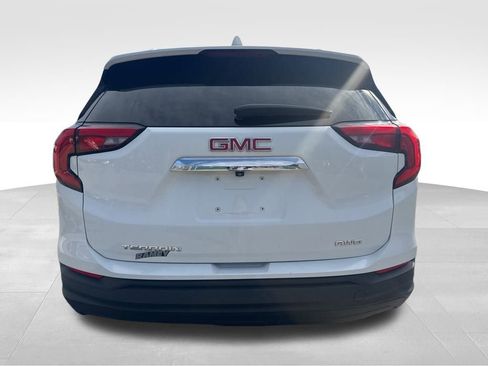 Used 2020 GMC Terrain SLT image 6