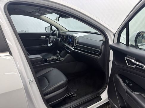 Used 2023 Kia Sportage EX AWD/4WD image 14