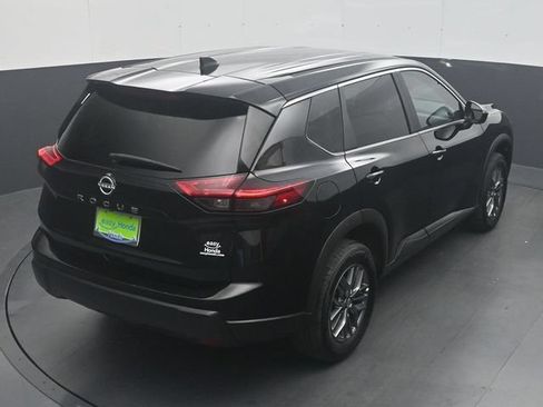Used 2026 Nissan Rogue SV FWD image 24