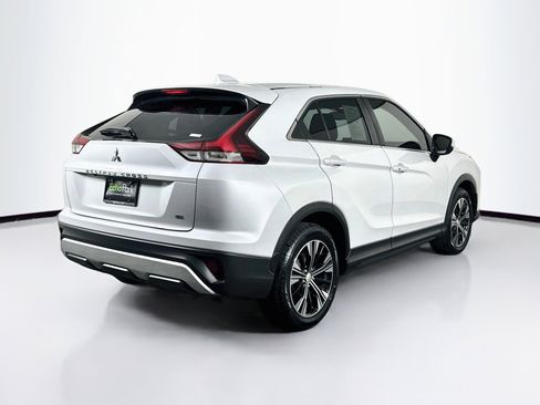 Used 2022 Mitsubishi Eclipse Cross SE FWD image 9
