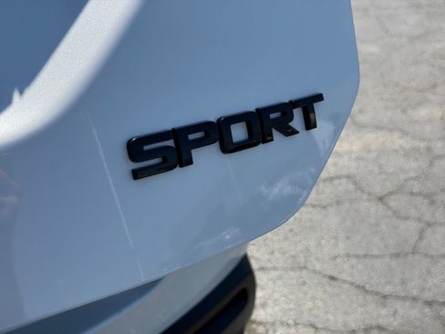 Used 2025 Honda Pilot Sport image 30