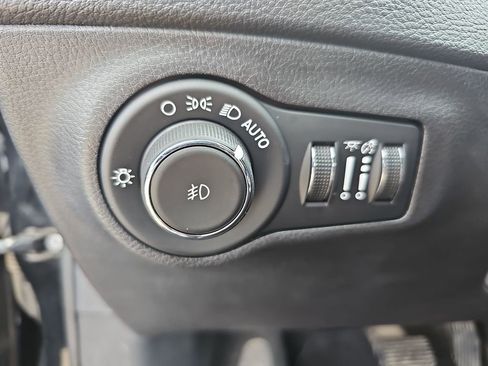 Certified 2020 Jeep Compass Limited AWD/4WD image 24