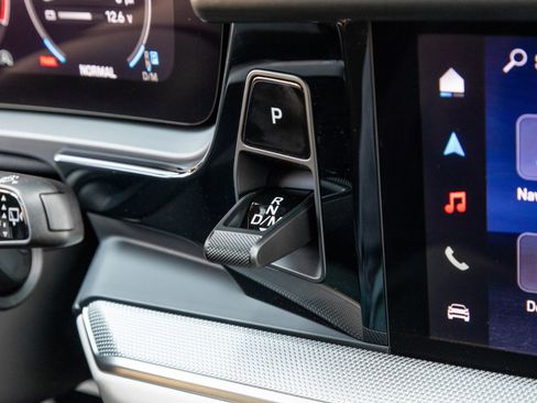 New 2026 Porsche Cayenne S AWD/4WD image 18