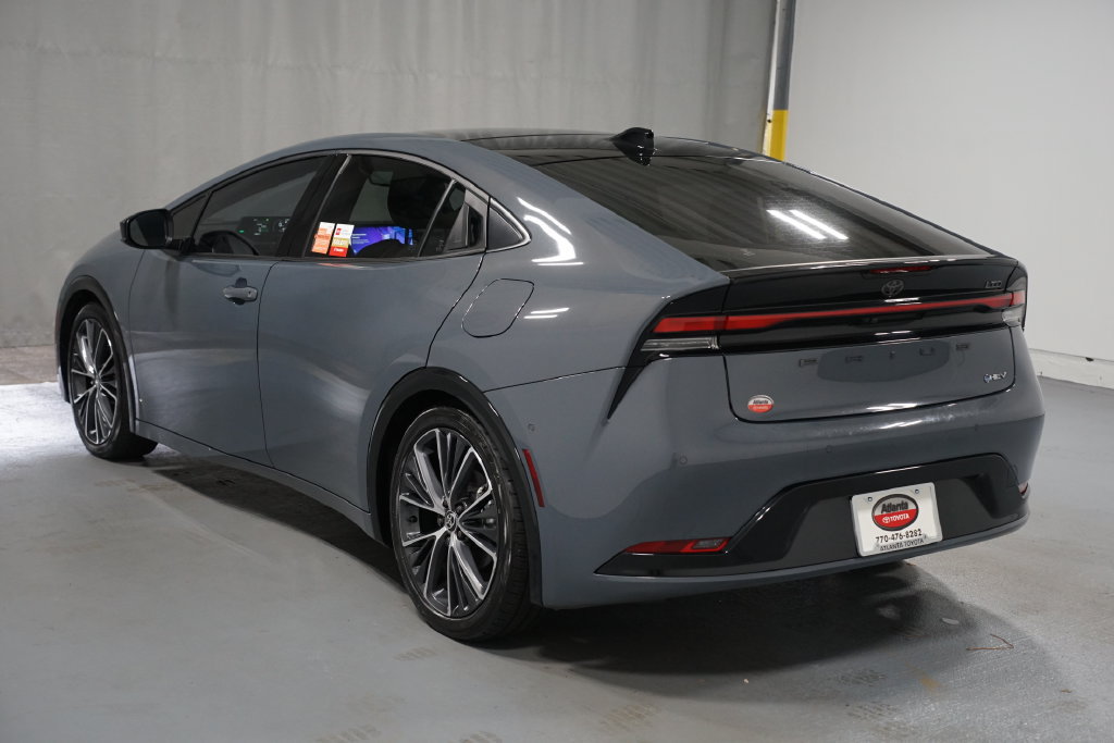 Used 2024 Toyota Prius Limited w/ Limited Premium Package FWD image 6