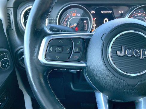 Certified 2021 Jeep Wrangler Unlimited Sahara w/ Dual Top Group image 22