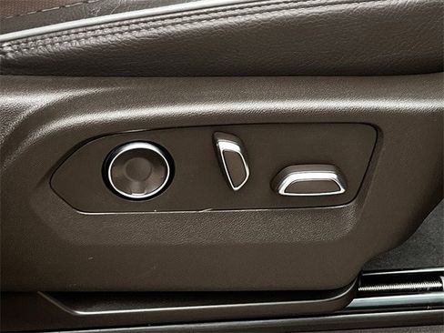 Used 2024 GMC Sierra 2500 Denali w/ Denali Reserve Package image 29