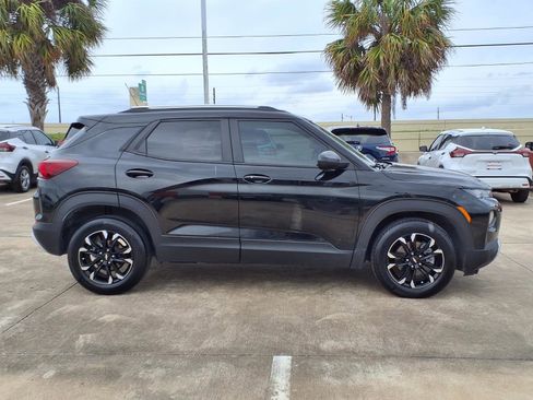 Used 2023 Chevrolet TrailBlazer LT FWD image 9