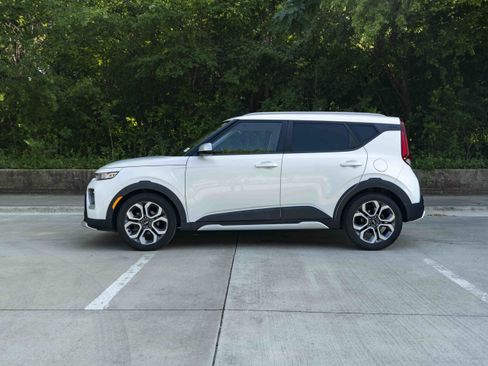 Used 2020 Kia Soul X-Line FWD image 6
