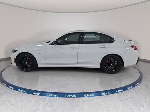 Certified 2023 BMW 330e xDrive w/ M Sport Package image 11