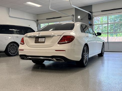 Used 2018 Mercedes-Benz E 300 image 8