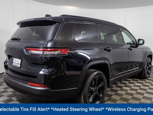 Used 2023 Jeep Grand Cherokee L Laredo AWD/4WD image 15