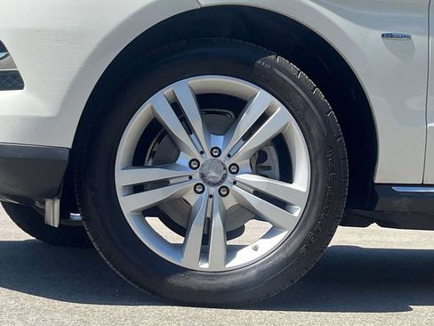 Used 2012 Mercedes-Benz ML 350 4MATIC image 27