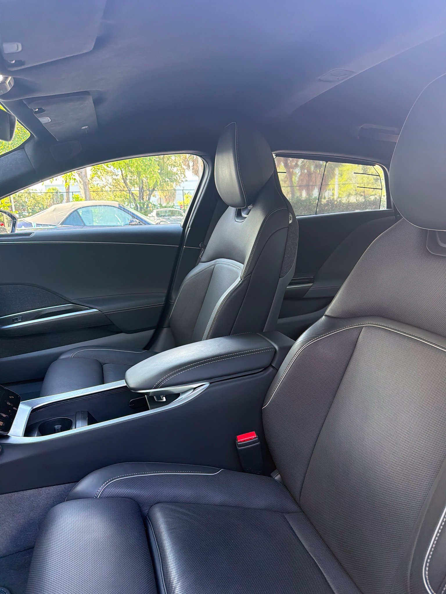 Used 2023 Lucid Air Touring AWD/4WD image 6