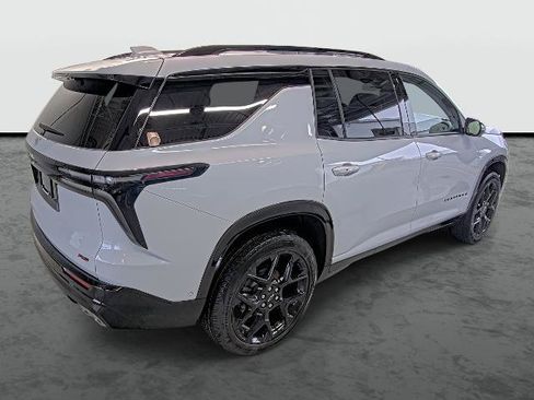 New 2026 Chevrolet Traverse RS w/ LPO, Floor Liner Package FWD image 14