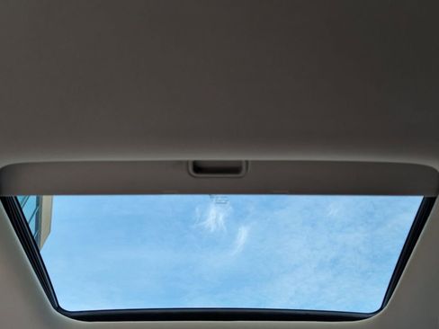 Used 2014 Jeep Grand Cherokee Limited w/ Trailer Tow Group IV image 19