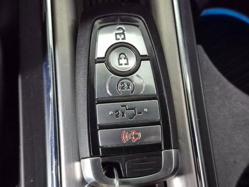 Used 2019 Ford F150 Platinum w/ Equipment Group 701A Luxury image 28