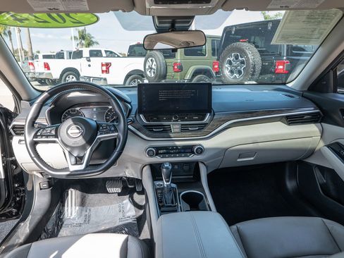 Used 2024 Nissan Altima 2.5 SL image 31