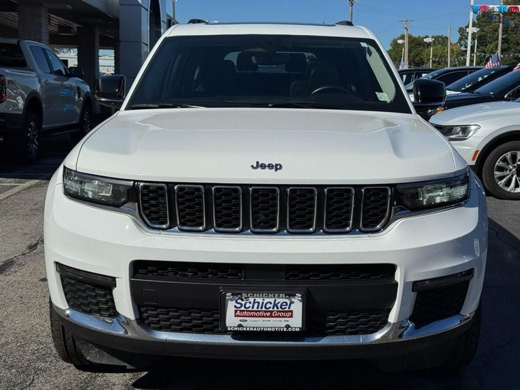 Used 2021 Jeep Grand Cherokee L Limited AWD/4WD image 9