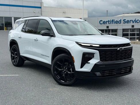 New 2026 Chevrolet Traverse RS AWD/4WD image 1