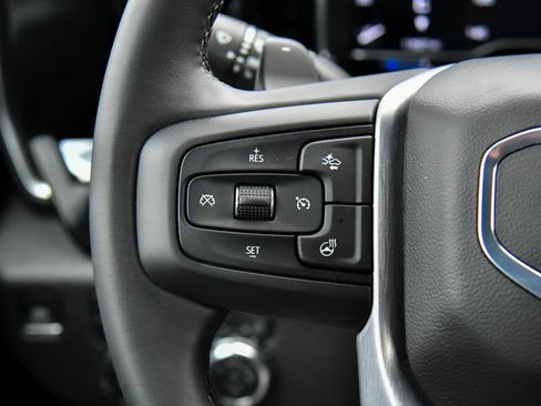 Used 2025 GMC Sierra 1500 Elevation w/ Elevation Premium Package image 43