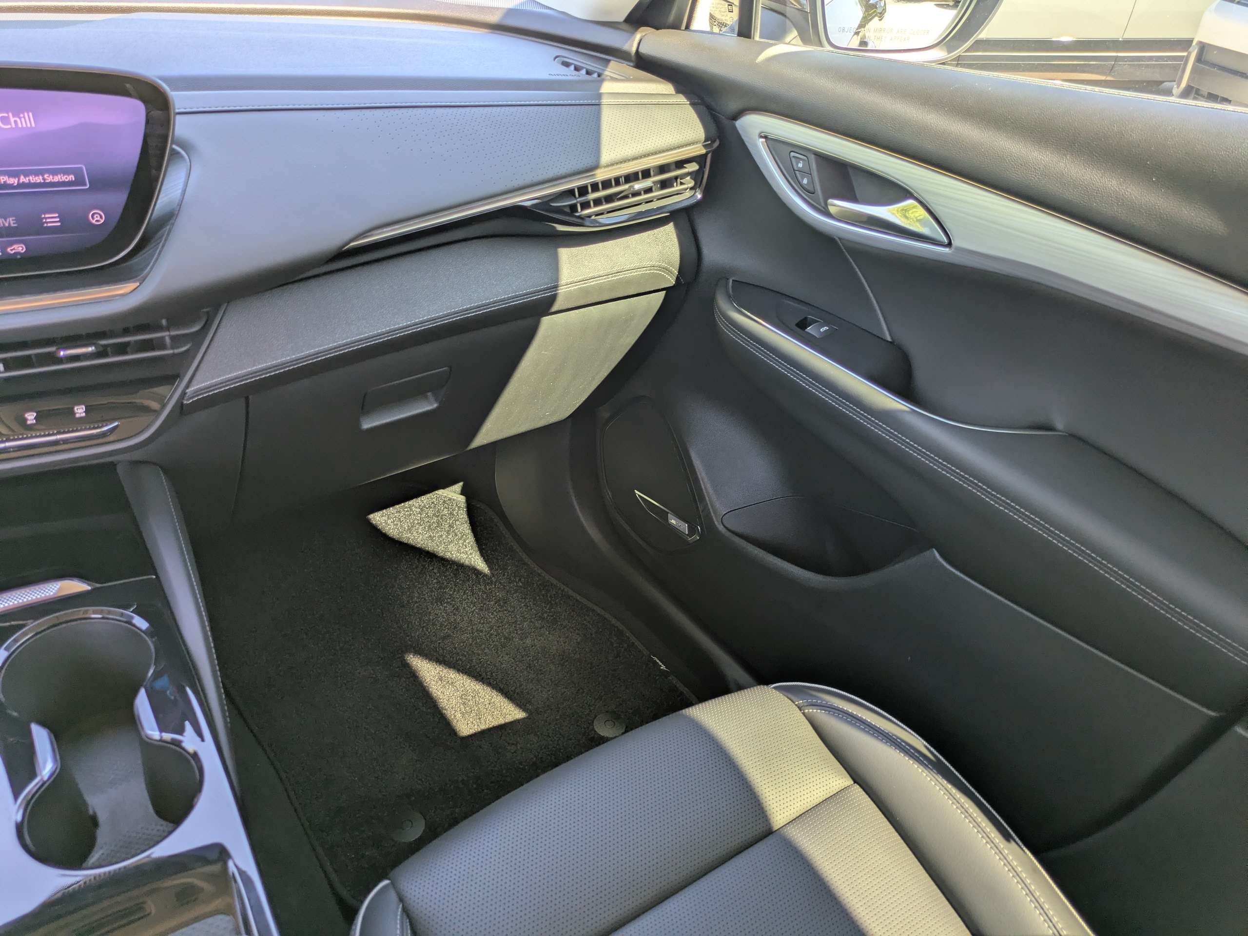Used 2024 Buick Envision Avenir AWD/4WD image 16