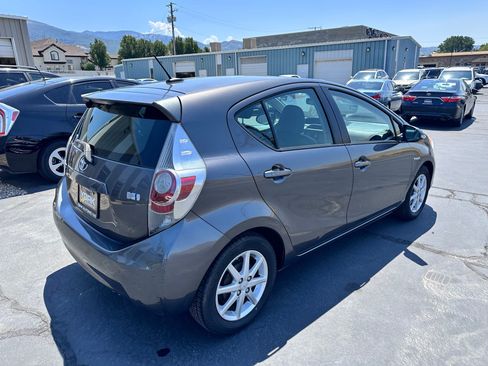 Used 2013 Toyota Prius C Four FWD image 3