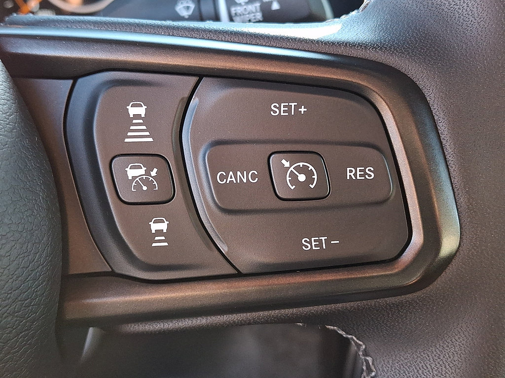 Used 2025 Jeep Gladiator Rubicon AWD/4WD image 22