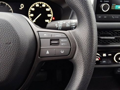 Certified 2025 Honda HR-V LX image 21