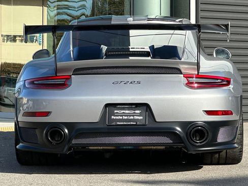 Used 2018 Porsche 911 GT2 RS image 7
