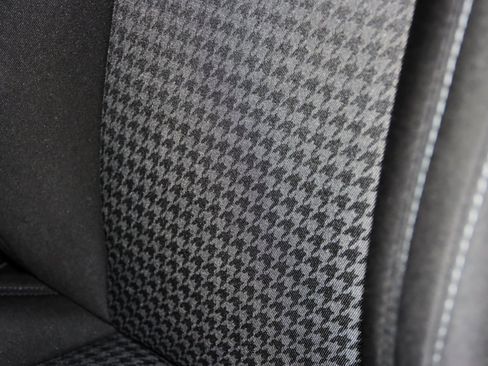 Used 2022 Dodge Charger R/T w/ Blacktop Package image 22