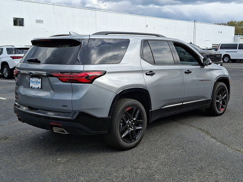 Certified 2023 Chevrolet Traverse Premier w/ Redline Edition AWD/4WD image 7
