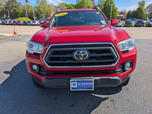 Used 2020 Toyota Tacoma SR5 AWD/4WD image 8
