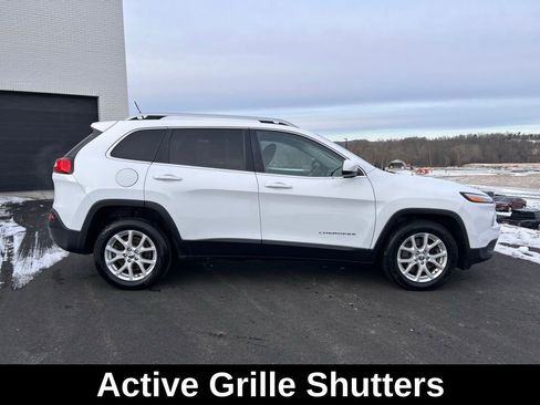 Used 2015 Jeep Cherokee Latitude image 10