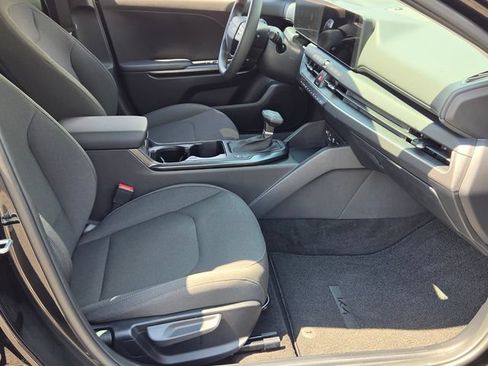 Certified 2026 Kia K4 FWD image 17