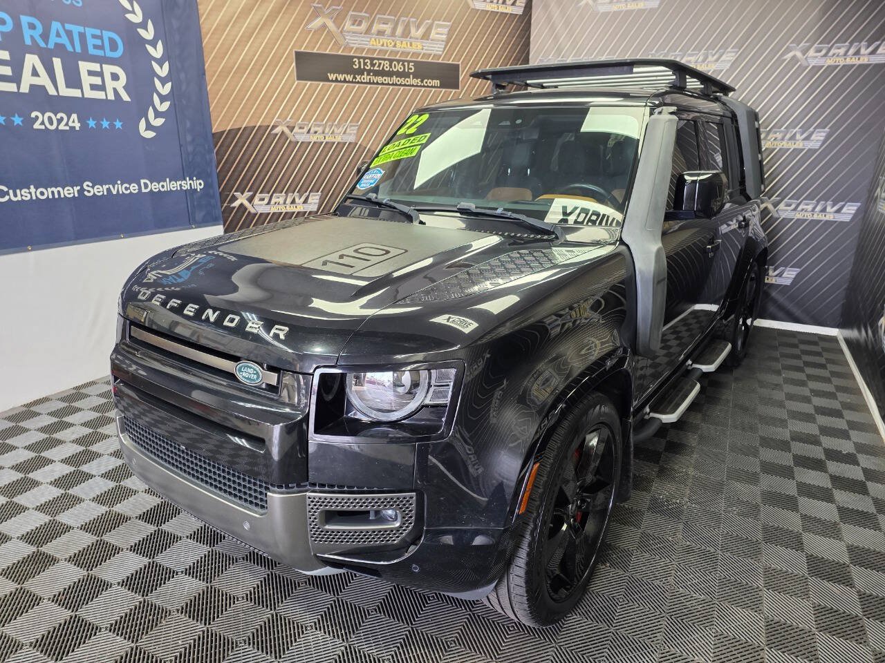 Used 2022 Land Rover Defender 110 X AWD/4WD image 2