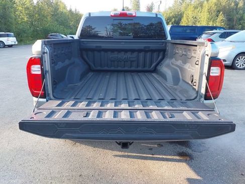 Used 2023 GMC Canyon AT4 w/ AT4 Premium Package AWD/4WD image 23
