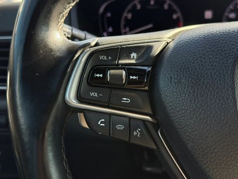 Used 2018 Honda Accord Sport image 17