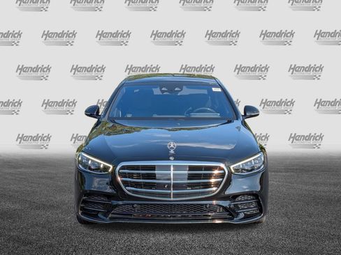 Used 2023 Mercedes-Benz S 500 4MATIC image 3