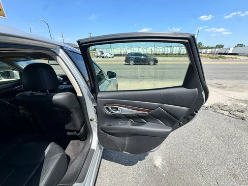 Used 2012 INFINITI M37 x w/ Premium Pkg AWD/4WD image 13