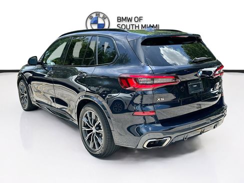 Used 2021 BMW X5 M50i w/ Premium Package AWD/4WD image 5