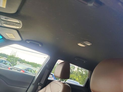 Used 2017 Kia Soul + FWD image 17